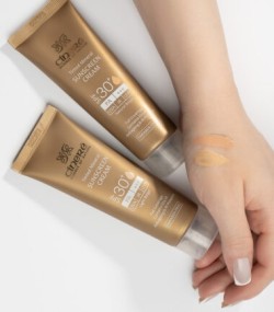 سینره-کرم ضدافتاب رنگی سینره SPF 30 – مناسب پوست های معمولی تا خشک و حساس